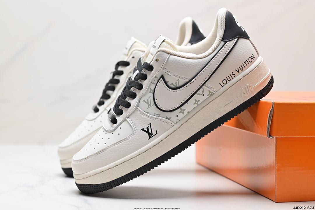 Nike Air Force 1 Shoes